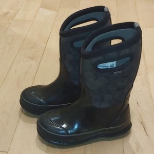 Bogs Winter Boots little kids size 13